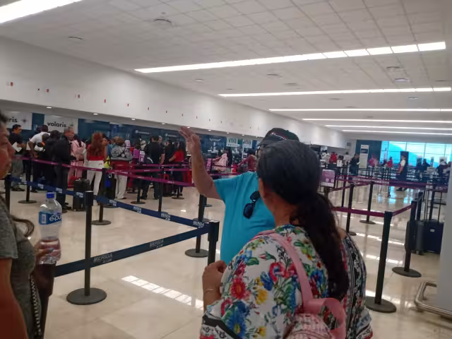 El vuelo más retrasado fue el Viva Aerobús