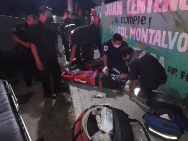 Dos personas hospitalizadas fue el saldo del accidente