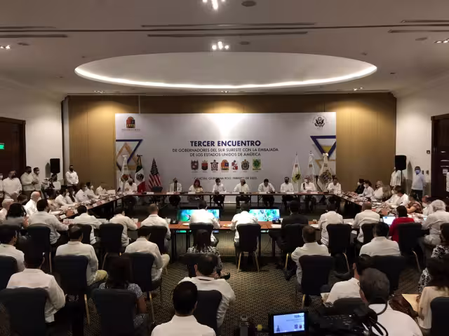El Embajador de Estados Unidos en México, Ken Salazar, agradeció la asistencia de los Gobernadores del Sur Sureste para esta reunión