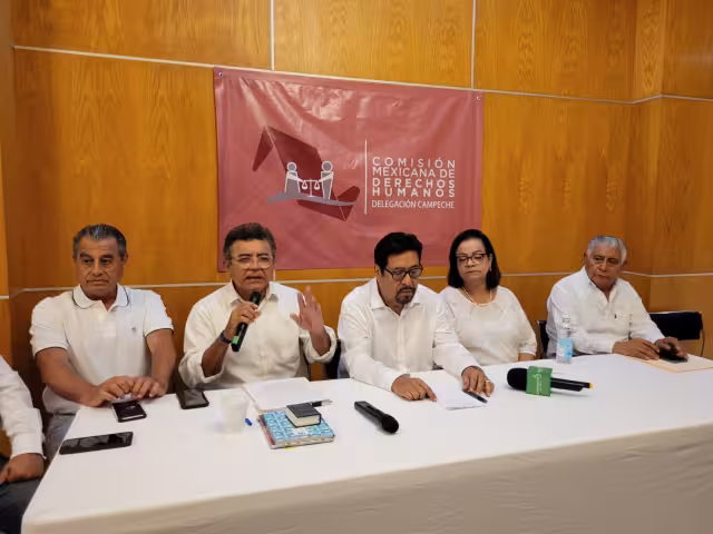 En rueda de prensa fueron presentados los integrantes del Comité Directivo