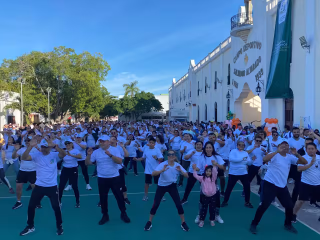 Se realizaron clases de zumba y chequeos médicos gratuitos