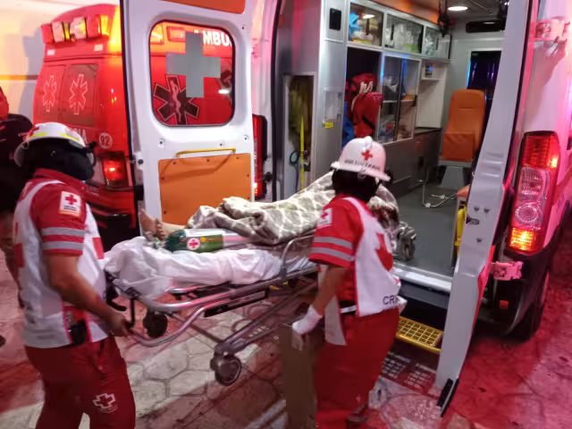 Este hecho tiene relación con la mujer que minutos antes fue agredida afuera de su vivienda en la colonia irregular Tekax