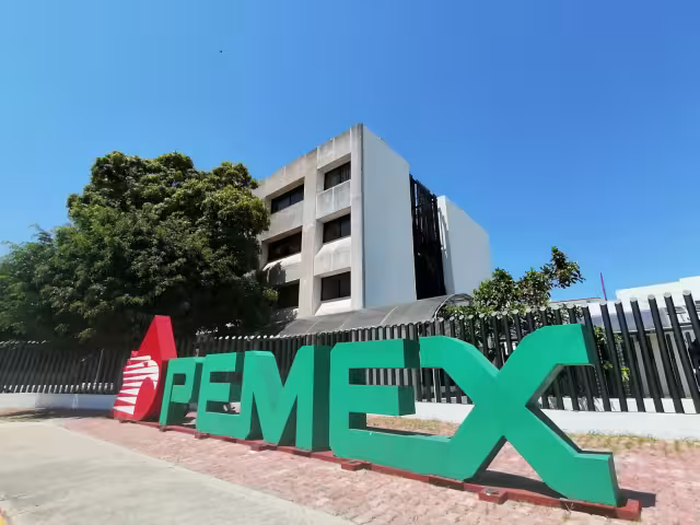 Pemex enfrenta un riesgo crediticio creciente asegura Moody’s