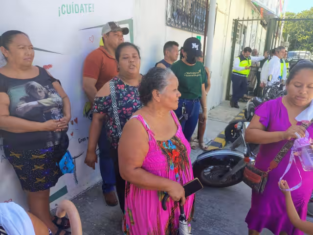 Vecinos de la colonia Manigua llevan más de cuatro días sin energía eléctrica.