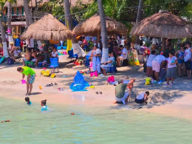 Semana Santa deja saldo positivo en comercio y turismo en Ciudad del Carmen.
