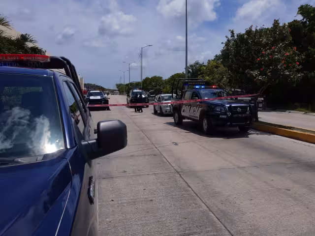 La zona quedó totalmente acordonada, con la presencia de cerca de 15 policías