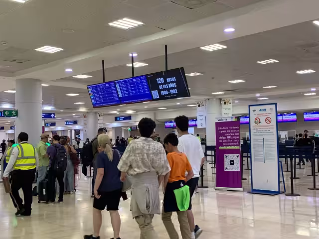 Todos los vuelos programados están saliendo en tiempo y forma