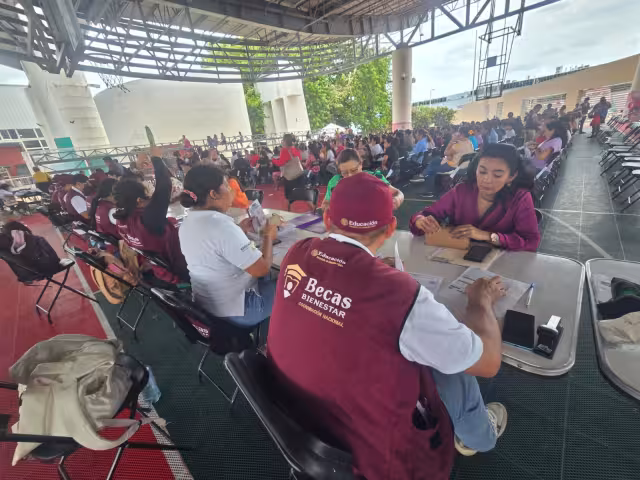Beca Rita Cetina beneficiará a 25 mil 970 alumnos de primaria en Campeche