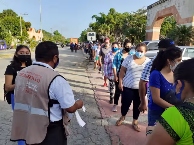 Campaña de vacunación anticovid para jóvenes de 18 a 29 años