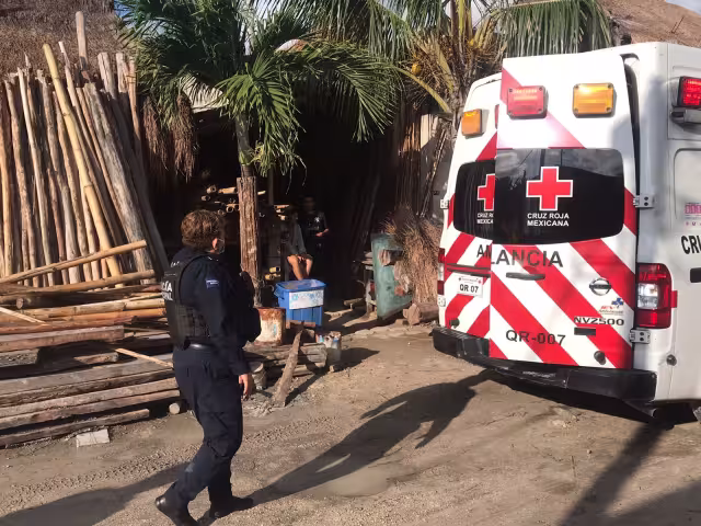 Elementos de la Policía Quintana Roo les marcaron el alto al verlos en actitud sospechosa pero los jóvenes trataron de huir