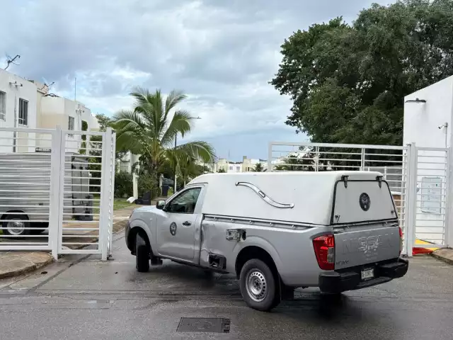 Autoridades procedieron al levantamiento del cuerpo para ser trasladado a las instalaciones de la Semefo