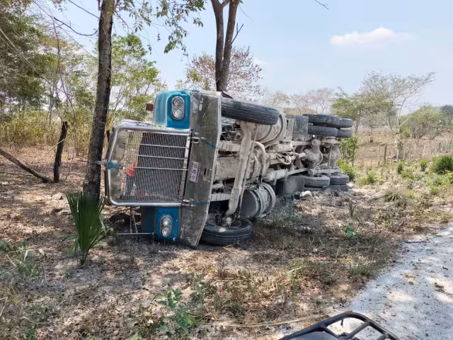 El conductor presentó heridas en el cuerpo