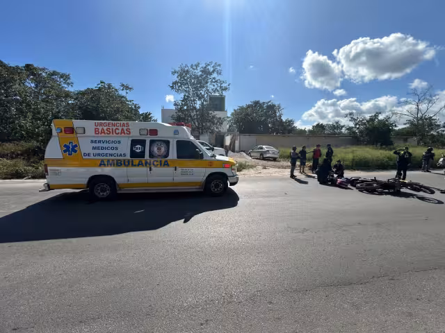 Paramédicos y elementos de la Guardia Nacional llegaron al lugar.