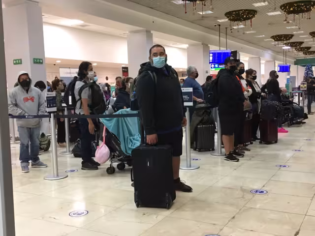 Los copilotos no pueden sustituir a los capitanes, eso mantiene las afectaciones