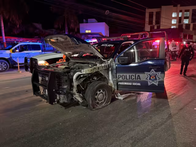 Elementos de la Dirección de Tránsito Municipal recibieron el reporte de este accidente alrededor de la 1:30 horas