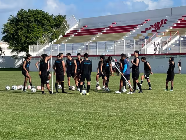 Tienen el objetivo de llegar en las mejores condiciones al Clausura 2023 en la Liga Premier, Serie B