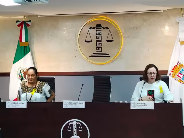 Ingrid Pérez Campos y María Villa Torres fueron designadas magistradas por el Senado para un periodo de siete años.