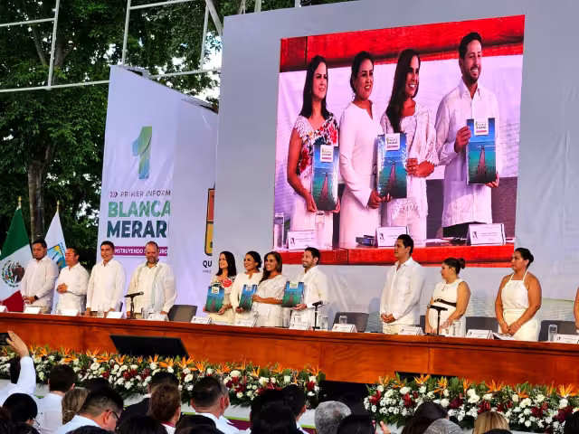 Blanca Merari Dziu presentó su Primer Informe de Gobierno en Puerto Morelos.