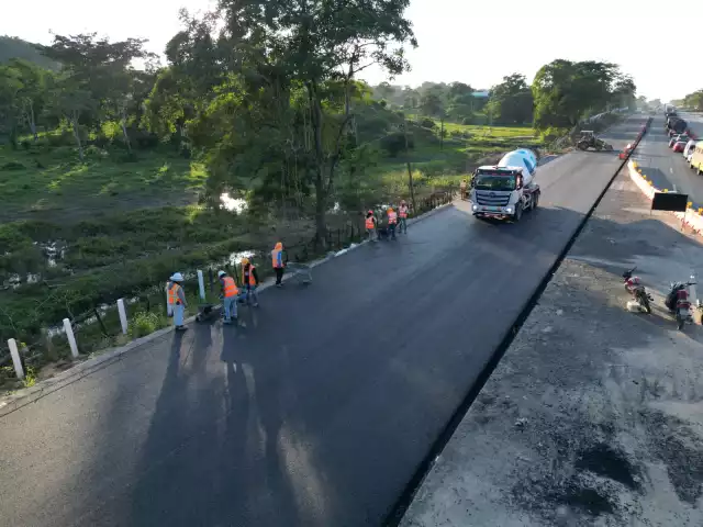 SICT reporta 84% de avance en carretera Macuspana–Escárcega en Campeche