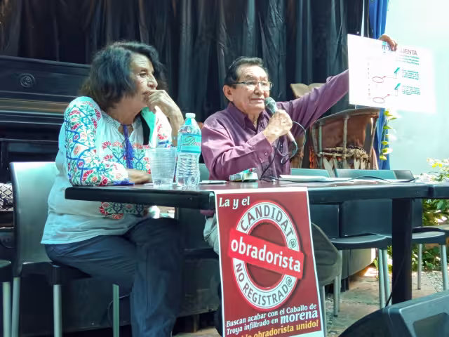 Miguel Ángel Martínez y Marta Asid Gaytán, quienes también son militantes de Morena, hablaron de las imposiciones que se dieron en las candidaturas en este partido y que se orquestaron desde el centro del país