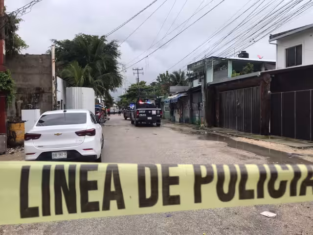 El cuerpo del hombre fue encontrado con heridas de bala dentro de una carnicería en la colonia El Pedregal de Cancún