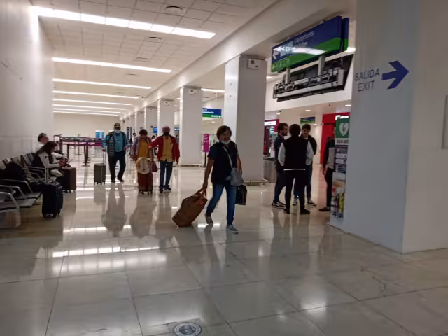 En total son 62 los vuelos que operan este miércoles