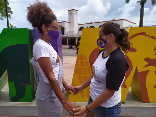 Los entrevistados coincidieron en la necesidad de mayor tolerancia a las parejas LGBT