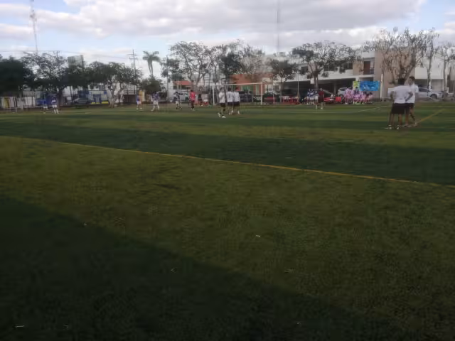 Equipos de otros estados del país participan en la Copa ECyD de Futbol en Mérida
