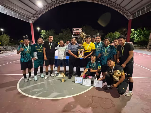 El torneo fue organizado por el promotor deportivo Rogelio Itza, quien además funge como presidente de la liga.