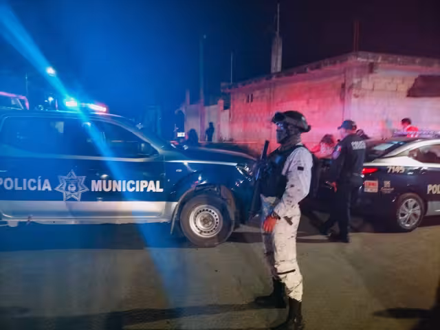 El reporte fue emitido poco antes de las 10 de la noche por lo que se generó una fuerte movilización