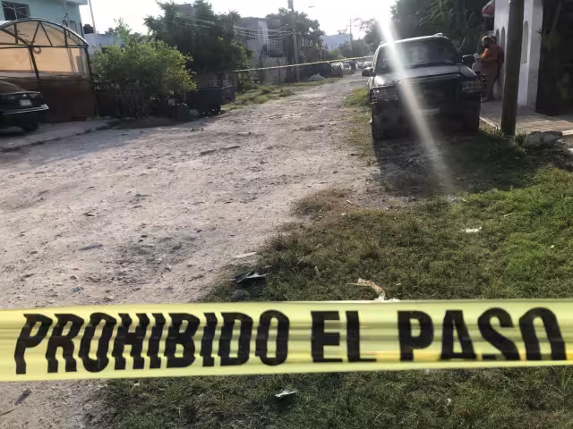 Uno de los lesionados es menor de edad y ambos fueron trasladados al hospital general por sus propios medios