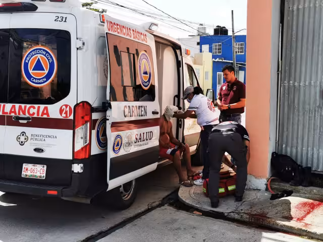 Atacado con machete en plena calle: lo habrían agredido sus familiares