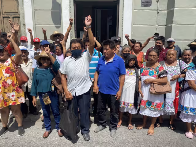 Las autoridades municipales de Mérida no recibieron a los ejidatarios a pesar de que ellos los habían citado