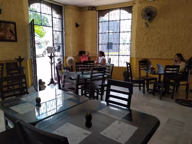 Comerciantes de Tizimín aseguran que no sólo se deberán cuidar de las llamadas de extorsión, sino también de la Profeco