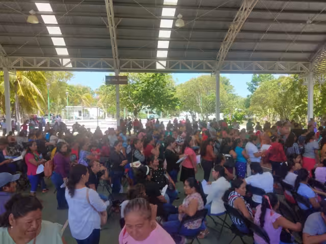 Se registró gran afluencia de personas de Sabancuy