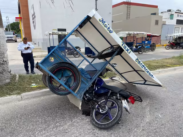 Uno de los agresores estuvo a punto de lesionarlo con un machete