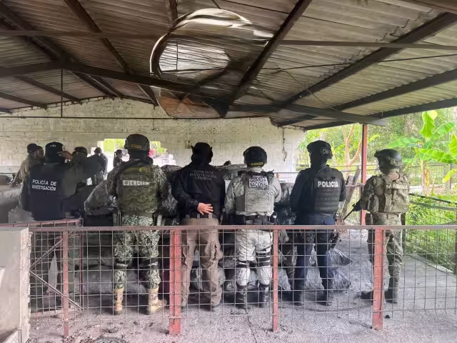 Elementos de diferentes corporaciones participaron en el operativo.