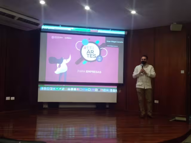 El 80% de los recursos se quedan en la ciudad de México, sin embargo, señaló que en la región hay una comunidad de creadora muy importante