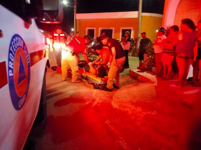 La mujer resultó herida, por lo que fue trasladada al IMSS de Izamal