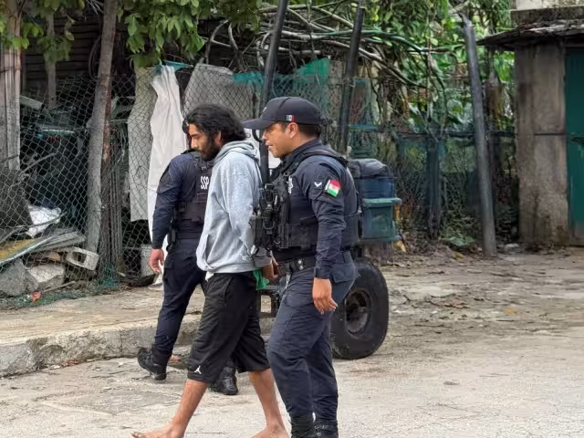 El agresor fue detenido por los elementos policiacos.