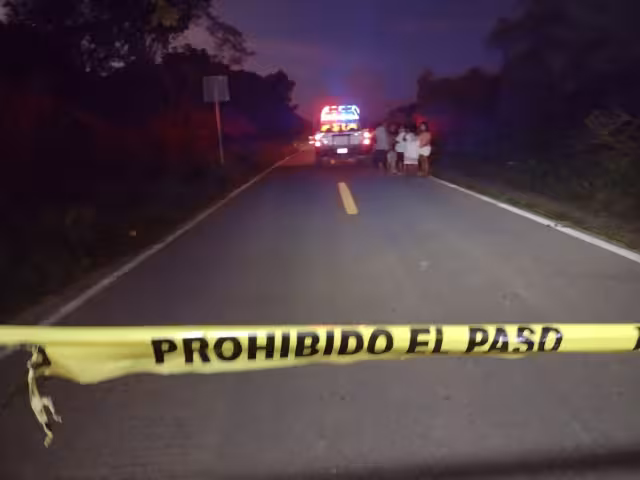 Los hombres de campo regresaban a la comunidad de Señor, después de ir a trabajar a su parcela