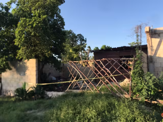 Vecinos aseguran que el joven se ganaba la vida haciendo diferentes trabajos