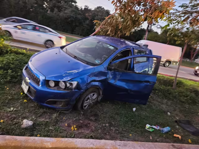 Luego de una valoración prehospitalaria, se determinó que ninguna de las dos personas requería traslado a un hospital