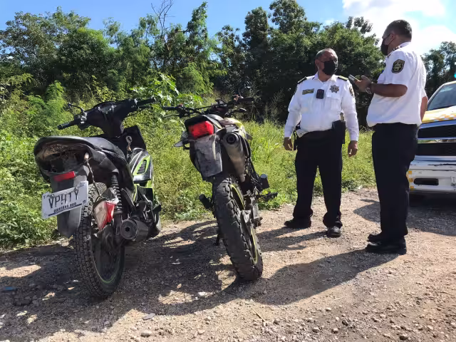 Vecinos dieron aviso a las autoridades por medio de los números de emergencia
