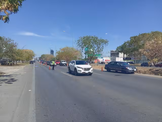 La conductora no pudo frenar, provocando que atropellara al hombre en el Periférico de Mérida