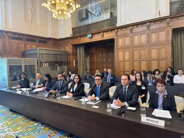 En la primera audiencia pública ante Corte Internacional de Justicia, se discutió la irrupción violenta de la policía ecuatoriana en la embajada mexicana el pasado 5 de abril