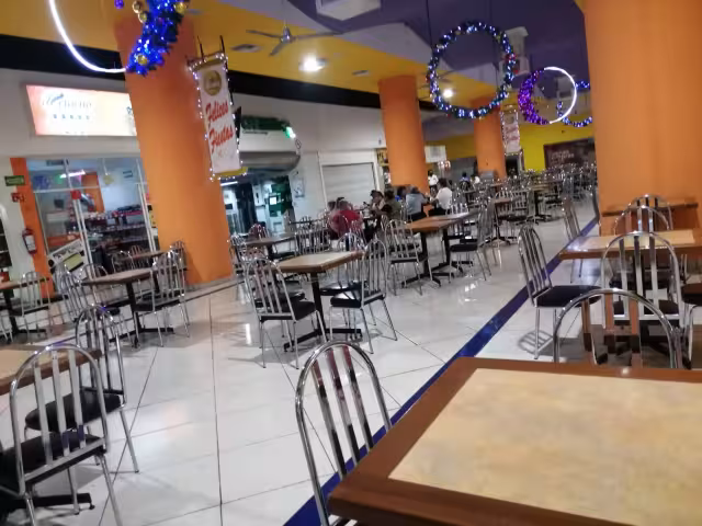 Prefieren inauguración del Mundial que el desfile militar en Mérida