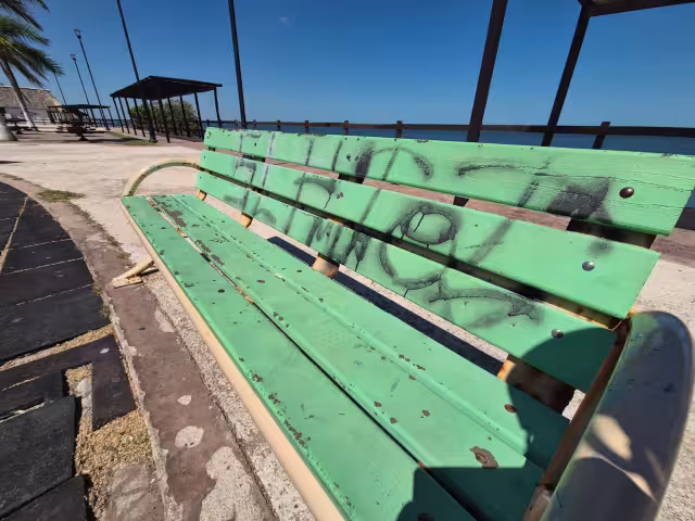 Comerciantes denuncian vandalismo en el parque Costero 500 de Champotón.