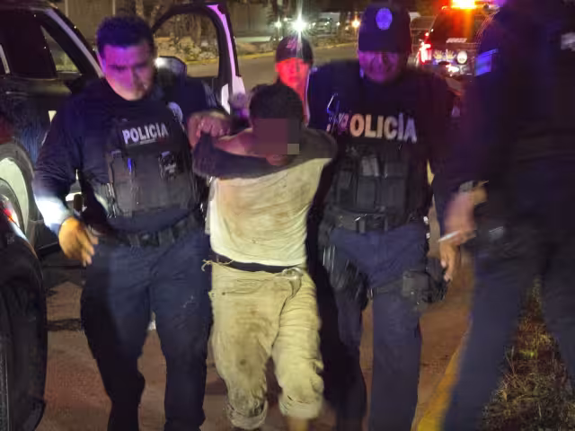 Elementos policiacos realizaron la detención del sujeto señalado.