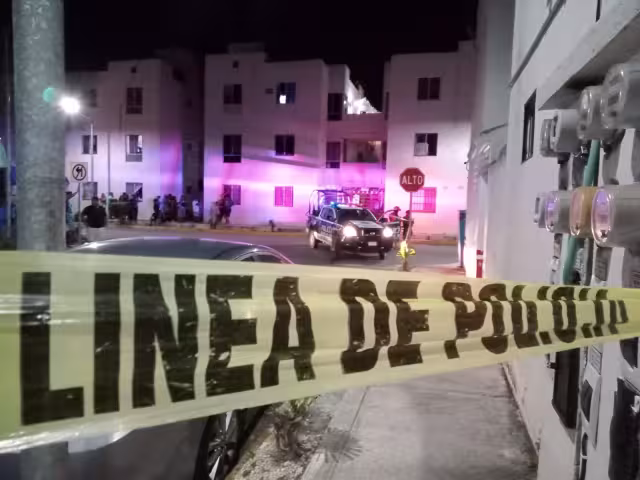 Los vecinos de la calle Isla Bora Bora, fueron testigos del hecho